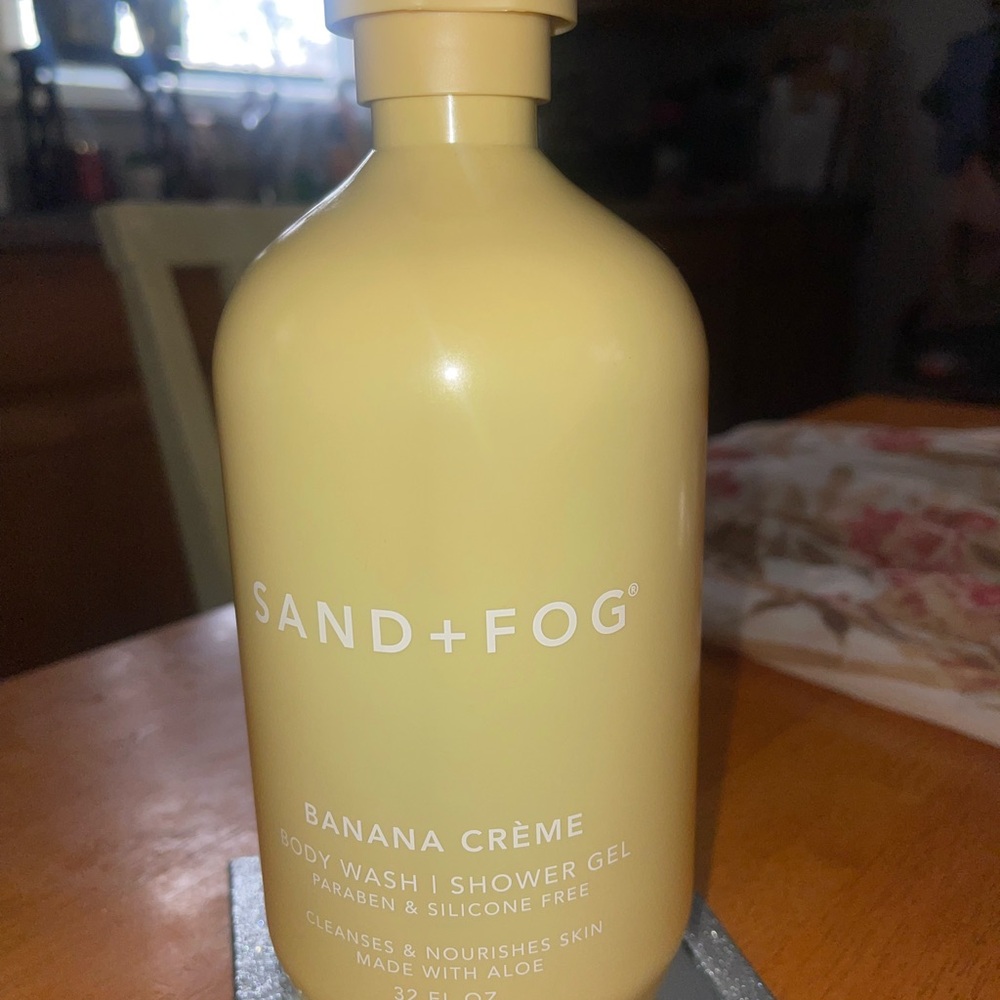 Sand + Fog Banana Crème Shower Gel